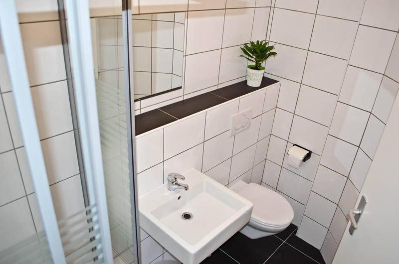 Hostel Nanina Groebenzell Phòng bức ảnh